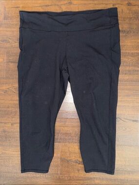 Fabletics Capri Leggings